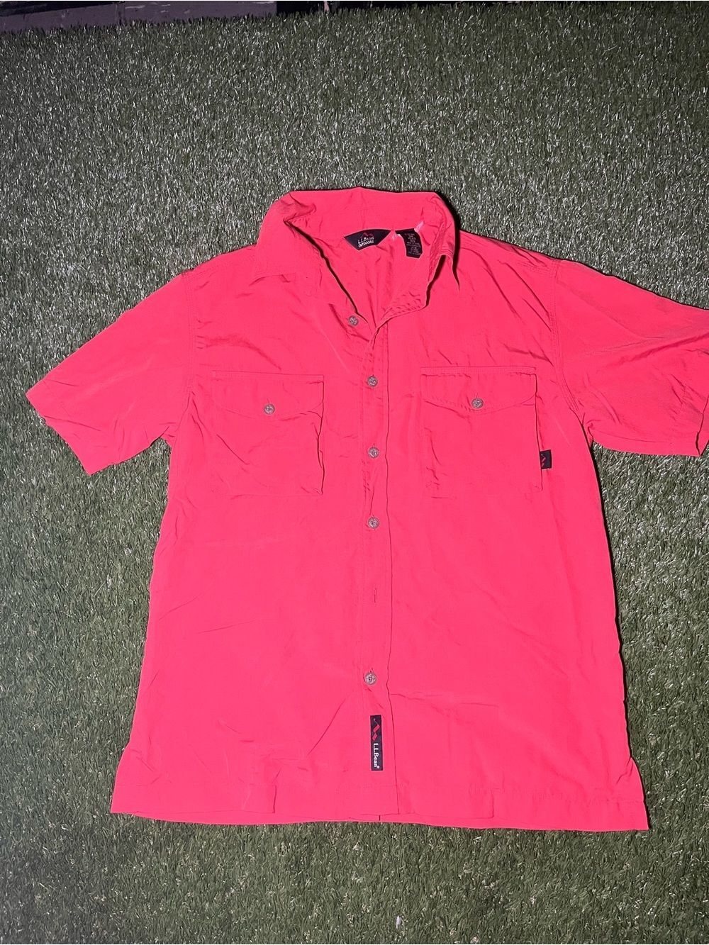 L.L Bean Coral Short Sleeve Button-Up Shirt Men's Small
